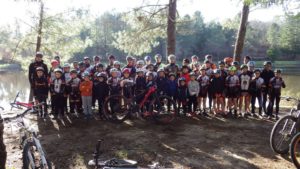 LES JEUNES DE L’ECOLE DE VTT A CHAMADELLE